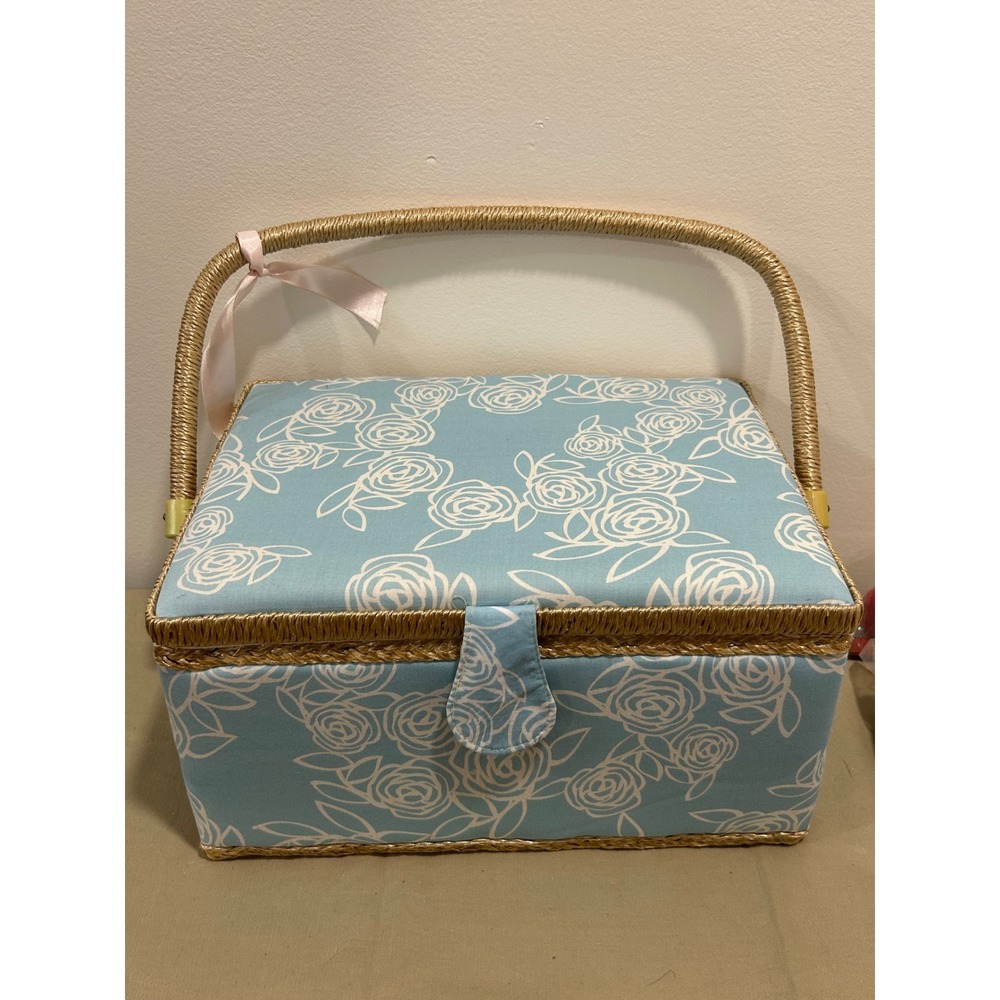 D&D Sewing Basket Blue Rose Floral Fabric Wicker Trim with Notions Kit Tray